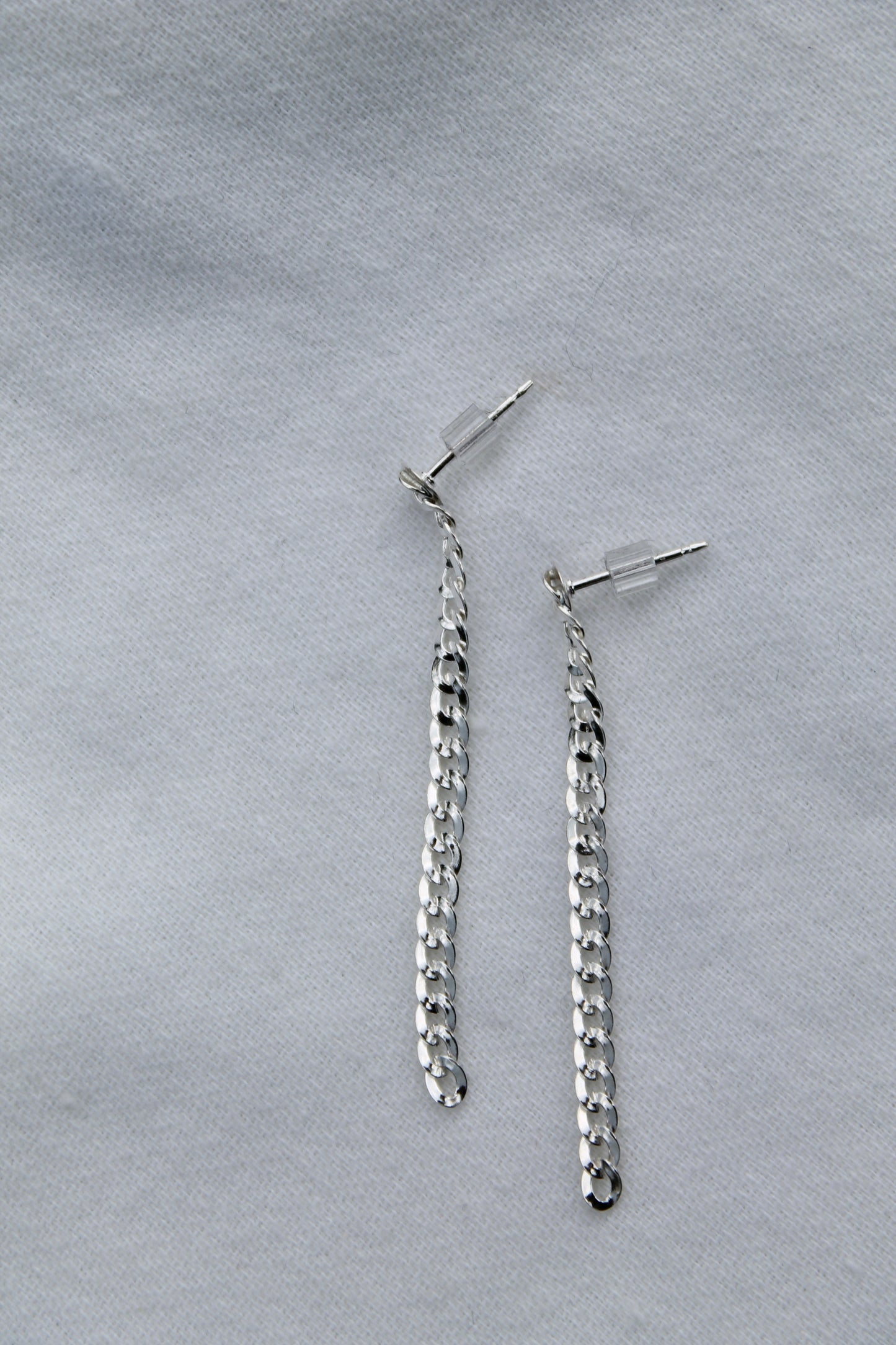 Chain Reaction Danglers Short